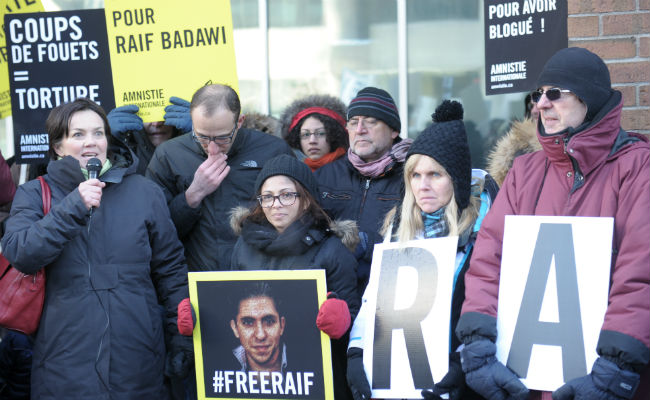 Wife of Lashed Saudi Blogger Calls for His Release