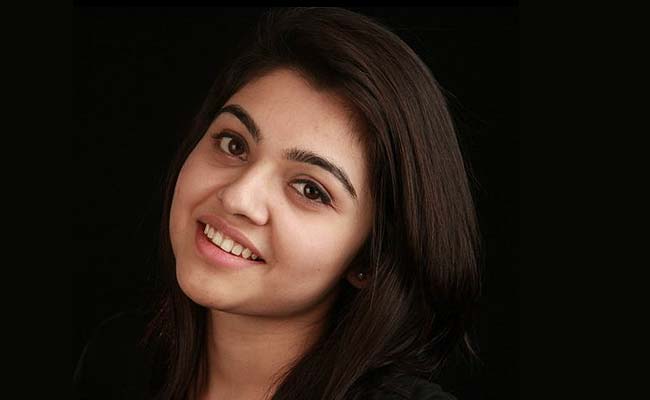 Blog: Pose for the Camera, Netaji Said to Teen Rape Survivor's Mother