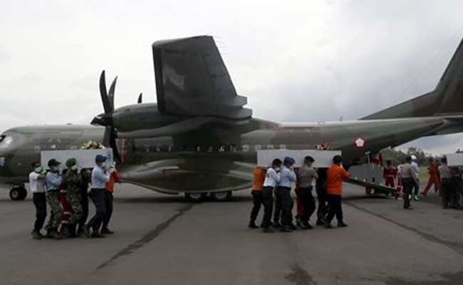 Signals Heard in Java Sea, But Unclear if From Crashed AirAsia Jet