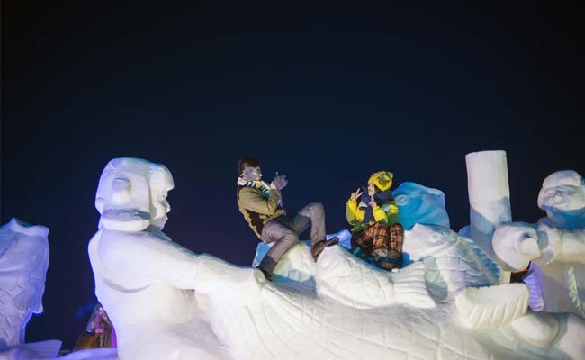 China Ice Festival Launches Without a Bang