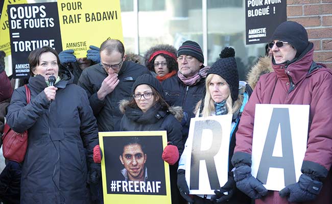 Saudi Arabia Postpones Blogger Lashing on Medical Grounds, Says His Wife
