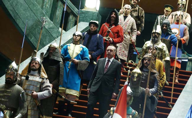 Spear-Carriers and Chainmail Warriors: Erdogan's New Palace Welcome