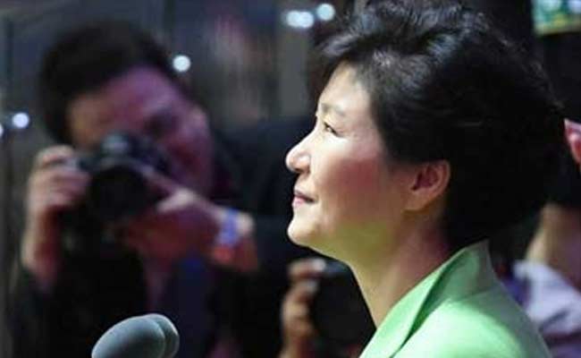 South Korea President Replaces Health Minister After MERS Outbreak