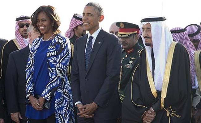 As Michelle Obama Landed in Saudi Arabia, a Head Scarf Controversy