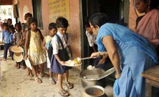 15 Children Hospitalised In Bengal After Eating 'Worm Infected' Midday Meal
