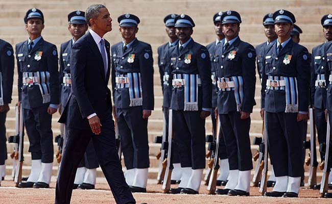 Barack Obama Gets Ceremonial Guard of Honour at Rashtrapati Bhavan