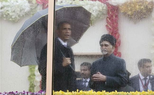 Obamas' Enclosure for Republic Day: Bullet Proof but not Weather Proof