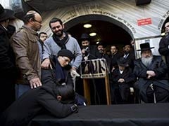 Israel Buries 4 Jewish Victims of Paris Attack