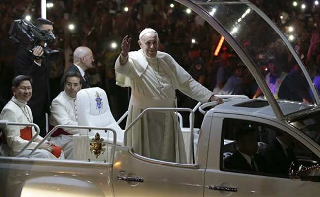 Pope Francis Says Climate Change Mostly Man's Fault