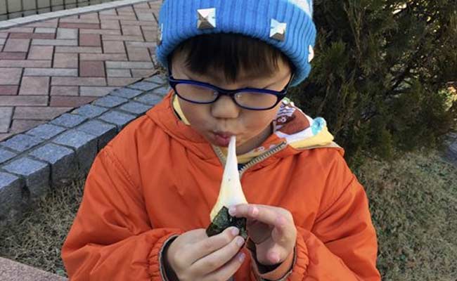 Japan Officials Advise Chewing Slowly after Rice Cake Deaths