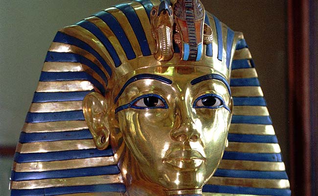 Beard of Egypt's King Tut Hastily Glued Back on With Epoxy