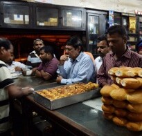 Mumbai's iconic Irani cafes dwindle