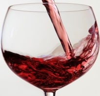 Drink Red Wine To Fight Cavaties