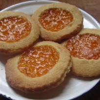 How to Make Apricot and Almond biscuits - Recipe 