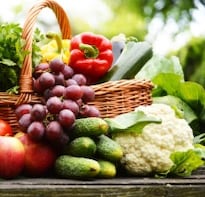 Simple Tricks to Remove Pesticides From Fruits and Vegetables
