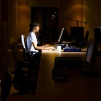 Night-Shift Workers Prone to Weight Gain: Study