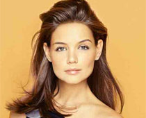 Katie Holmes has cupcakes flown from New York 