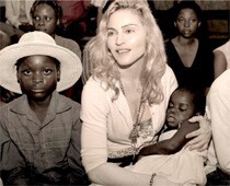Madonna planning massive fundraiser for Malawi