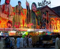 Pak eyes Bollywood ban for Eid