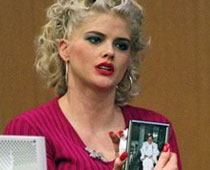 Doctors, boyfriend of Anna Nicole go on trial  