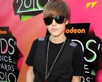 Bieber wants Grease remake with Cyrus, Boyle  