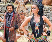 Rajinikanth showers praise on co-star Aishwarya  