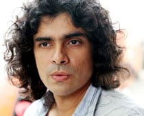 Imtiaz Ali becomes a groom to promote 'Antardwand'