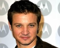 Renner teams up with Cruise for Mission Impossible 4