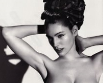 Kelly Brook poses nude for Love magazine