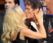 Pamela Anderson and David Hasselhoff get steamy on stage