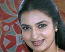 Tamil actor Sukanya gets some relief in divorce case