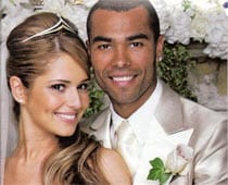 Cheryl Cole feels 'betrayed' by cheating husband