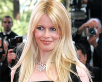  No more kids for Claudia Schiffer