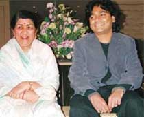 Lata defends Rahman over CWG song