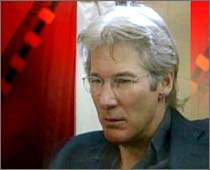 Richard Gere injured, shooting put off