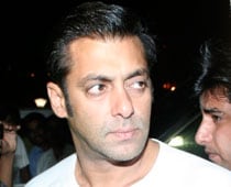 Salman Khan to Sadhana's rescue