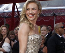 Cameron Diaz caught on camera with mystery man