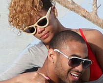 SPLIT! Rihanna and Baseball Beau Matt Kemp!