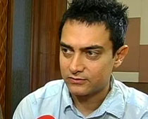 Anusha can't remove herself from Peepli Live: Aamir