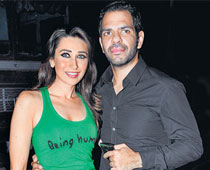  Sanjay, Karisma marriage on the rocks again