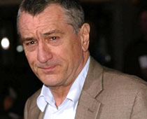 De Niro to get Golden Globes' DeMille award  