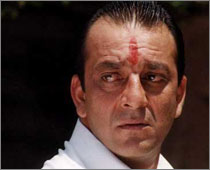 Court issues warrant against Sanjay Dutt