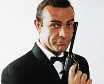  James Bond gun sells for USD 436,000 at auction