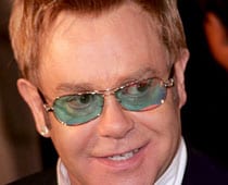 Medvedev lauds Elton John Medvedev lauds Elton John