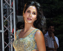 Katrina's <I>Sheila Ki Jawani</I> brings crowds to <I>TMK</I>