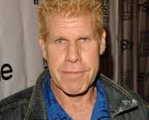 Ron Perlman limping after knee injury