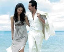 Saif-Bebo fly from Swiss for Pataudi's b'day