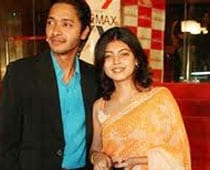 Quiet anniversary celebrations for Shreyas and wife Deepti