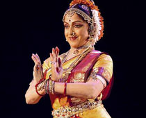 Hema regales audience at Khajuraho Dance festival