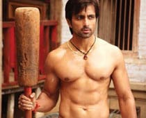 Sonu Sood banned from doing villain roles until Dabangg 2